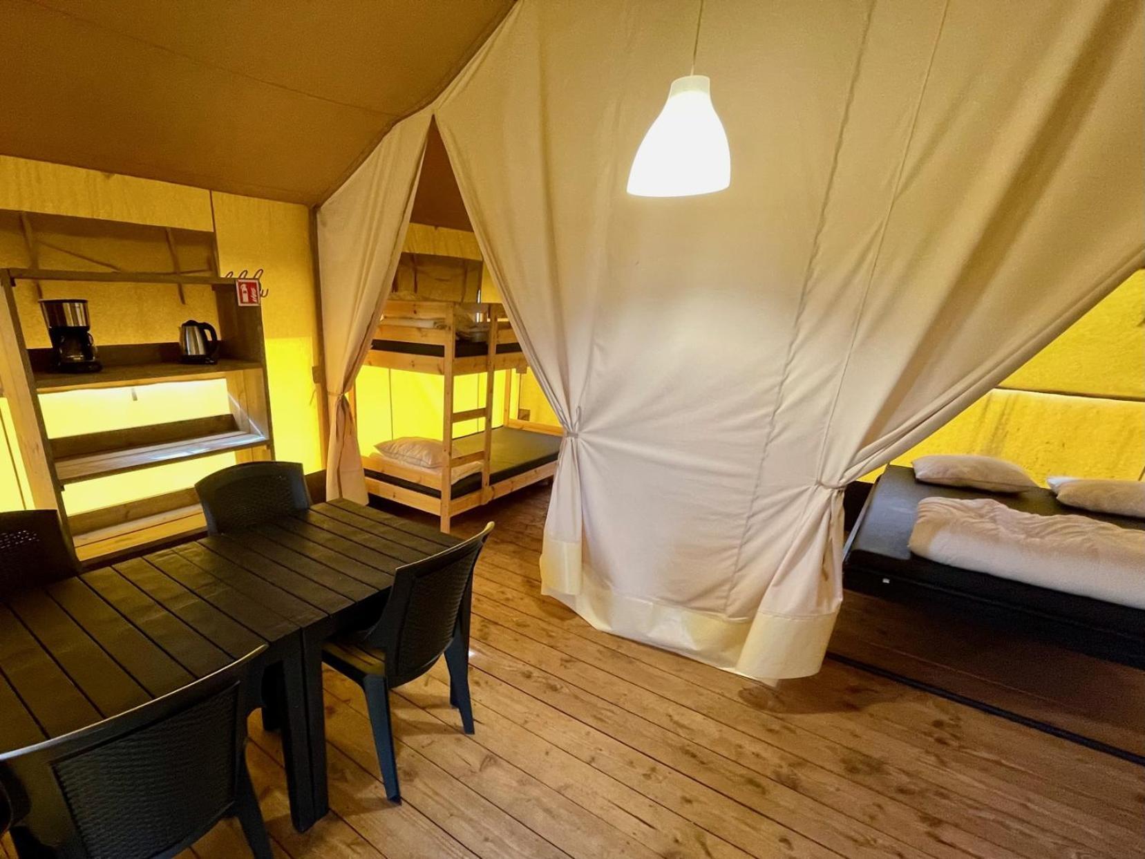 Safaritent At Camping Gt Keiheuvel Balen Quarto foto